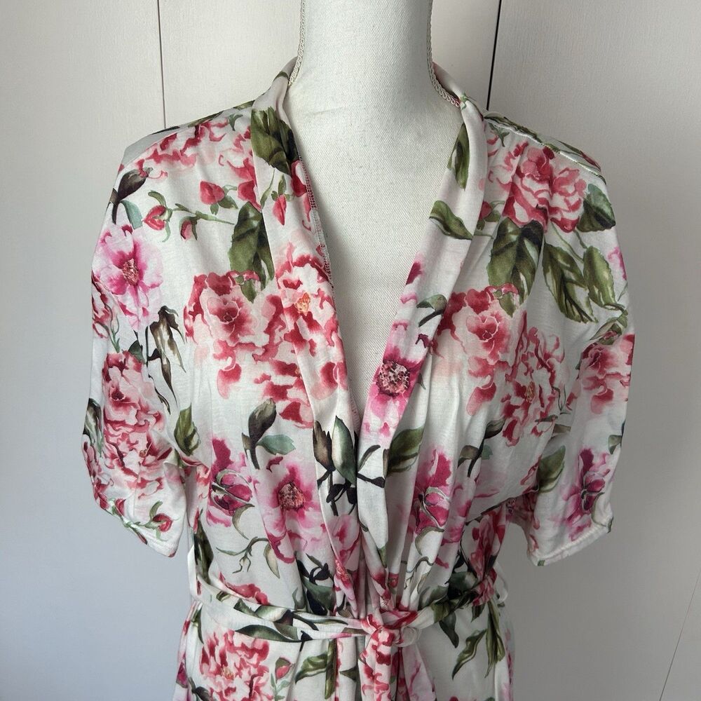 Show Me Your MuMu Brie Garden Pink Floral Robe w Tie One Size Fits Med/Large - Picture 2 of 7